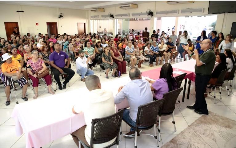 Júlio Campos reforça combate à violência contra a mulher durante inauguração do Projeto Florescer
