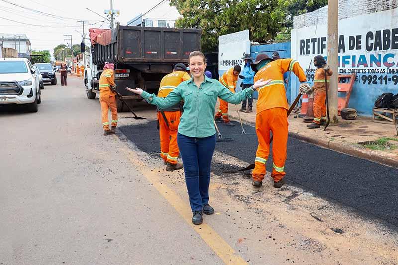 Primeira etapa do Acelera VG já recuperou mais de 6 mil buracos, afirma Flávia Moretti