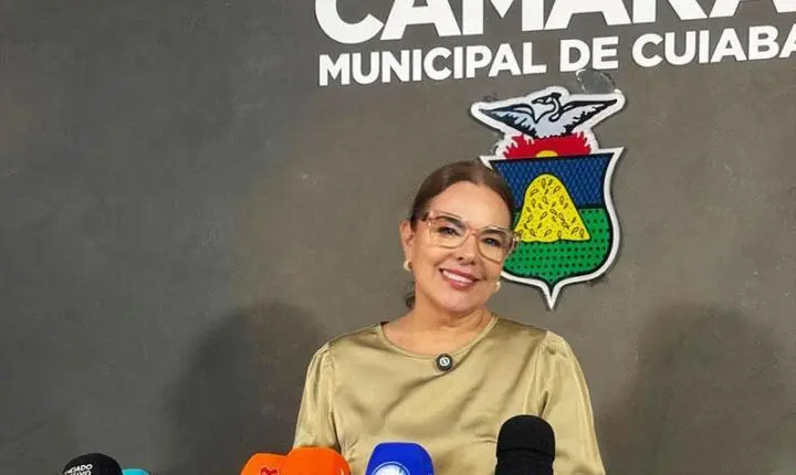 Paula Calil defende revisão do Regimento e mantém grupo unido na Câmara